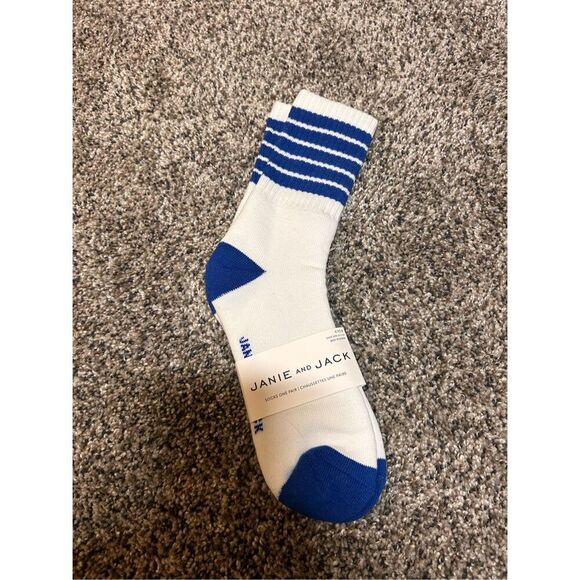 Janie and Jack socks size 6-8 C6-2 - Picture 1 of 3